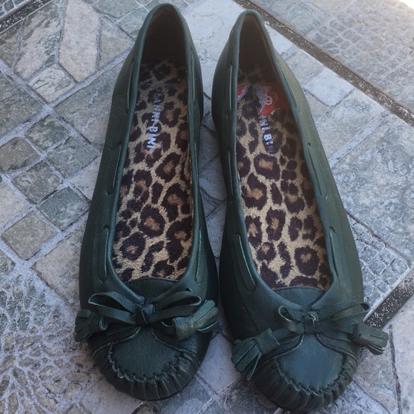 Gianni Bini Leather Moccasins - Picture 1 of 6